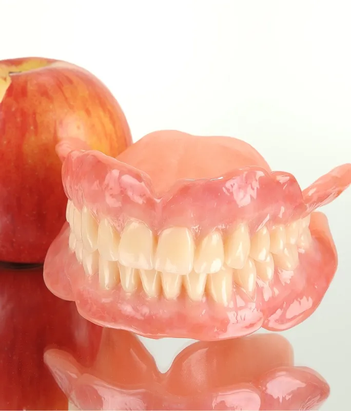 全国から選ばれている オーダーメイド自費入れ歯 専門クリニックをご存知ですか?